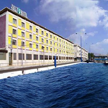 Hotel Dello Stretto Messina Dış mekan fotoğraf